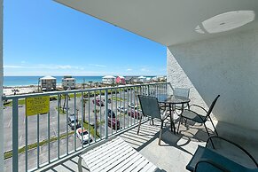 1br/1ba Sleeps 4 Near Beach w/ Breathtaking Ocean Views