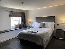 Coffee & Stays at Cartmel Square