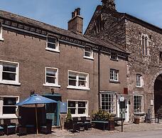 Coffee & Stays at Cartmel Square