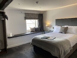 Coffee & Stays at Cartmel Square