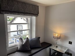 Coffee & Stays at Cartmel Square