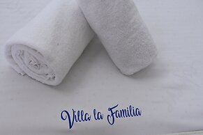 Vila La Familia
