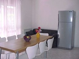 Wide Flat for 8 Guests in Lignano - Beahost
