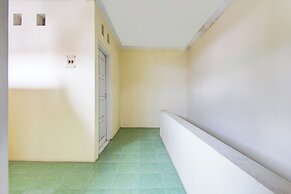 OYO 93859 Saffa 27 Guest House Syariah