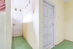 OYO 93859 Saffa 27 Guest House Syariah