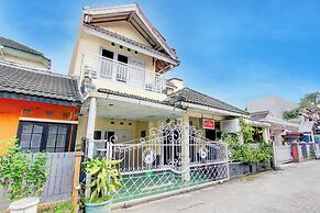 OYO 93859 Saffa 27 Guest House Syariah