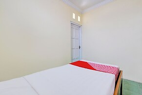 OYO 93859 Saffa 27 Guest House Syariah