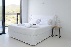 Mandevilla Hillside Luxury Villas