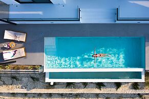 Mandevilla Hillside Luxury Villas