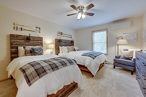 Pocono Paradise by Avantstay Lakeside Retreat, Hot Tub, Game Room, Nea