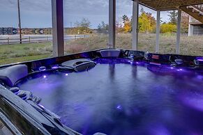 Pocono Paradise by Avantstay Lakeside Retreat, Hot Tub, Game Room, Nea