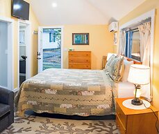 Hinckleys Dreamwood Cottages