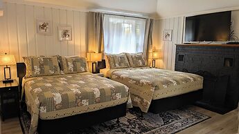 Hinckleys Dreamwood Cottages