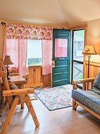 Hinckleys Dreamwood Cottages