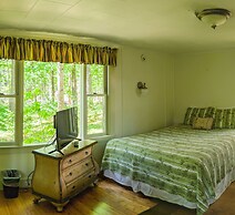 Hinckleys Dreamwood Cottages