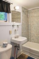 Hinckleys Dreamwood Cottages