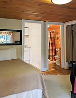 Hinckleys Dreamwood Cottages