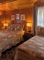 Hinckleys Dreamwood Cottages