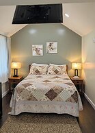 Hinckleys Dreamwood Cottages