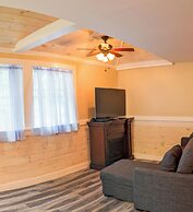 Hinckleys Dreamwood Cottages