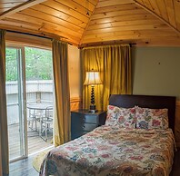 Hinckleys Dreamwood Cottages