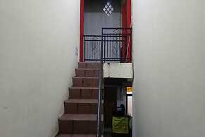 OYO 93861 Adinda Guest House Syariah