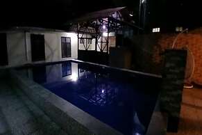 OYO 93861 Adinda Guest House Syariah