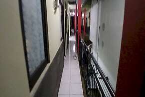 OYO 93861 Adinda Guest House Syariah