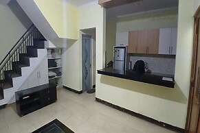 OYO 93861 Adinda Guest House Syariah