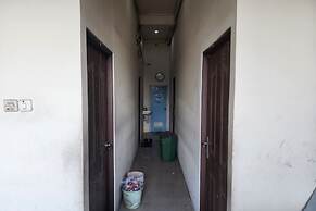 OYO 93863 Dv Homestay Syariah Genteng