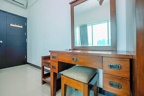 Homey And Warm 1Br Apartment At Ambassade Kuningan