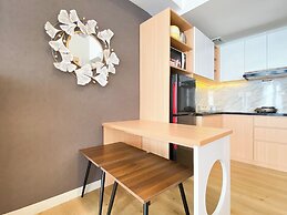 Best Homey 1Br At 52Th Floor Vasanta Innopark Apartment