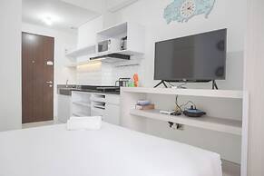 Nice And Elegant Studio At Transpark Cibubur Apartment