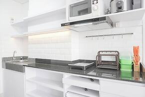 Nice And Elegant Studio At Transpark Cibubur Apartment