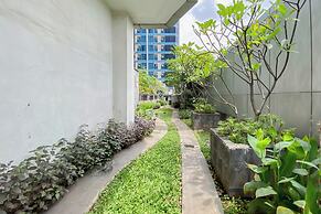 Homey And Nice Studio Tamansari The Hive Apartment