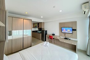 Homey And Nice Studio Tamansari The Hive Apartment