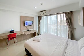 Homey And Nice Studio Tamansari The Hive Apartment