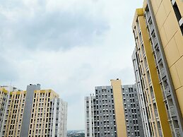 Warm Living And Homey 2Br At Springlake Summarecon Bekasi Apartment