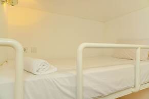 Comfy And Modern Look 2Br Northland Ancol Apartment