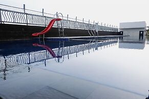 Comfy And Modern Look 2Br Northland Ancol Apartment