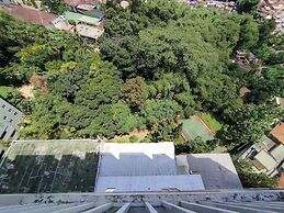 Homey 3Br Galeri Ciumbuleuit 1 Apartment