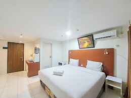 Good And Restful Studio (No Kitchen) At Sentraland Medan Apartment