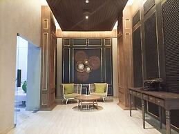 Modern Look And Comfortable Studio At Patraland Amarta Apartment