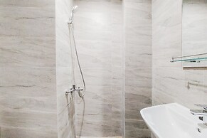 Cozy Stay Studio At Collins Boulevard Apartment