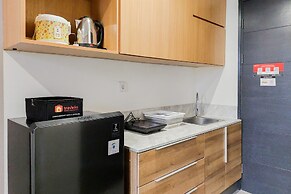 Cozy Stay Studio At Collins Boulevard Apartment