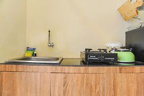 Best Deal And Homey Studio Bassura City Apartment