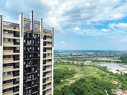 Comfort Stay 2Br At Meikarta Apartment