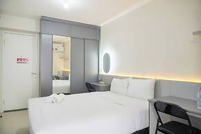 Strategic And Warm Studio At Bassura City Apartment