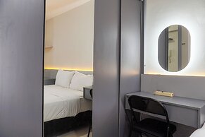 Strategic And Warm Studio At Bassura City Apartment