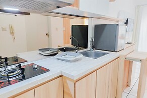 Modern Look Studio Apartment At M-Town Residence